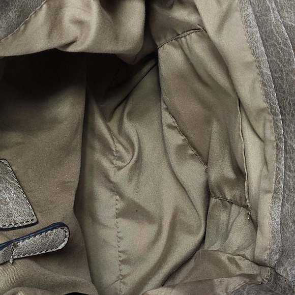 VIMODA WOVEN FAUX LEATHER CONVERTIBLE BAG - Picture 9 of 15